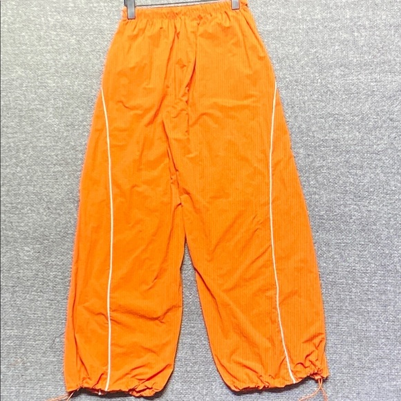 ALO Yoga Orange Track Pants & Jacket Set - Picture 6 of 6